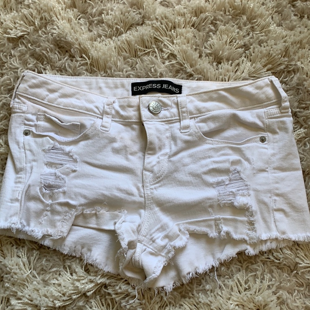 Express shorts